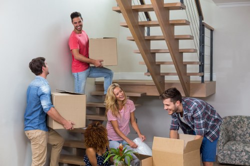 Short-term storage facility solutions in Shacklewell for household items