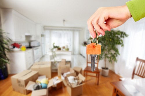 Customer reviewing storage cancellation and vacating terms