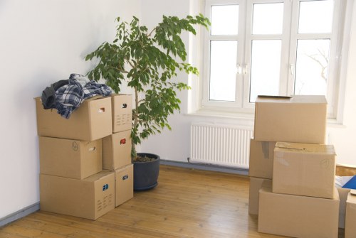 Organised storage units suitable for households and businesses in Shacklewell
