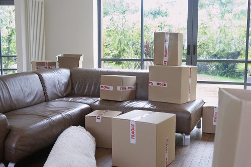 Careful packing and loading for local removals in Shacklewell